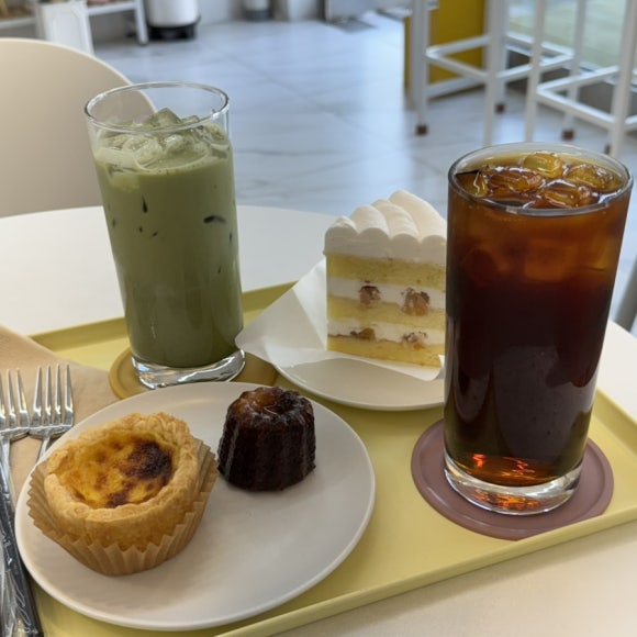카페블룸옐로우 이미지