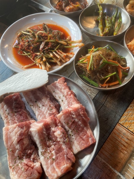 꽃돼지생삼겹 이미지