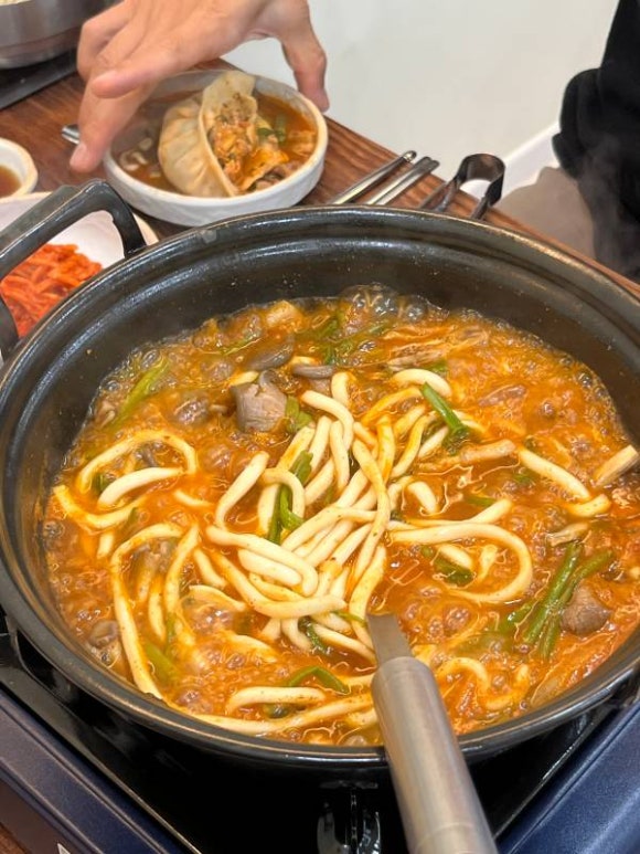 백일칼국수 이미지
