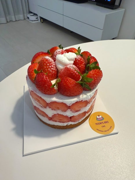 윤스브로 이미지