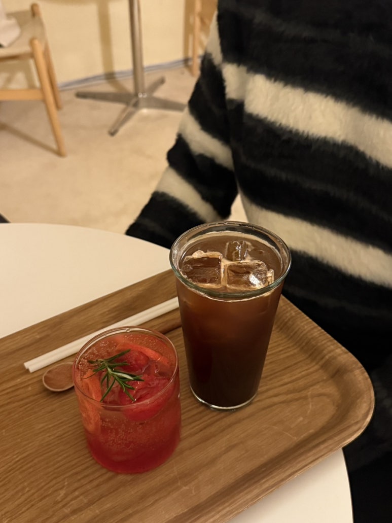 나이트카페 이미지