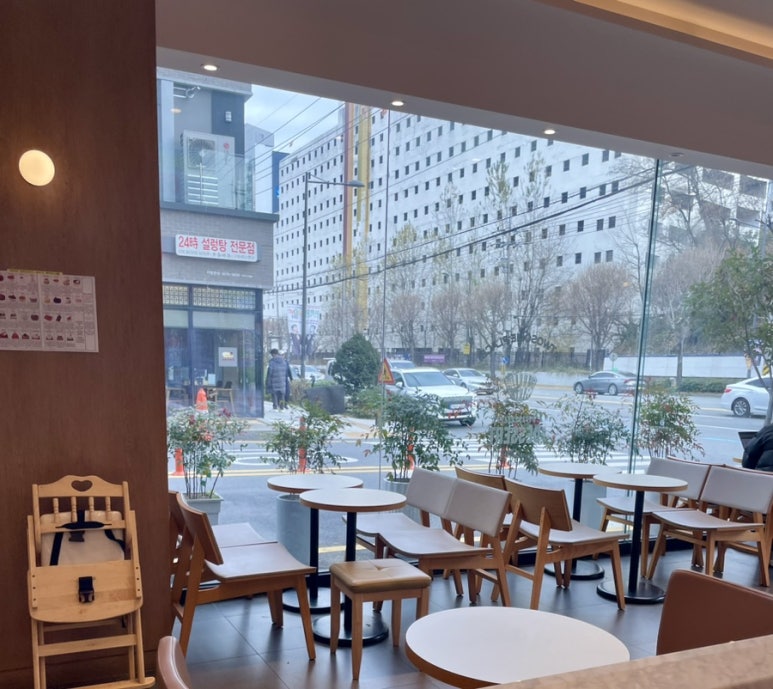 투썸플레이스 광주진월점 이미지