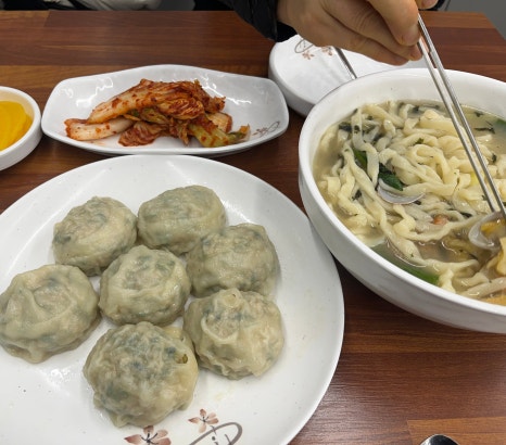 팔봉칼국수 이미지