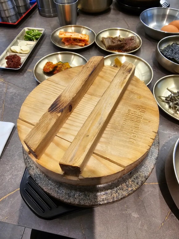 완뚝순두부 이미지