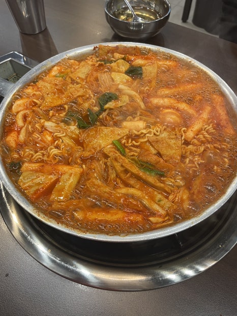 유리즉석떡볶이중동 이미지