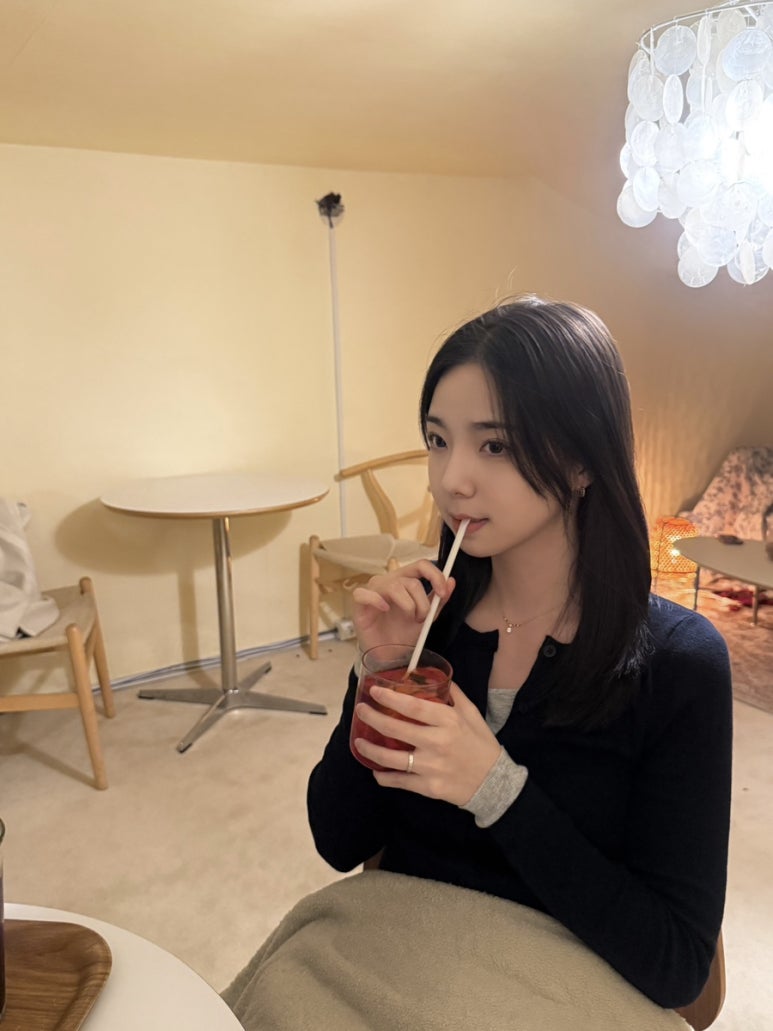 나이트카페 이미지