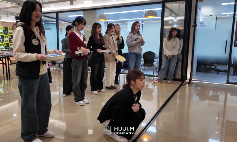 휴이엠 컴퍼니 이미지