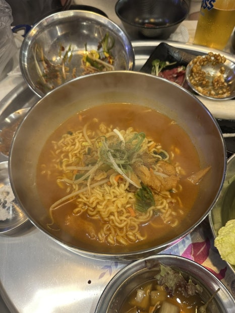 꽃돼지세겹살 이미지