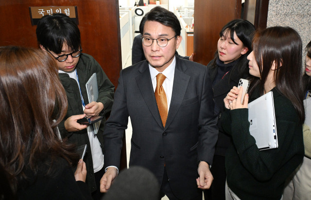 따따부따 이미지
