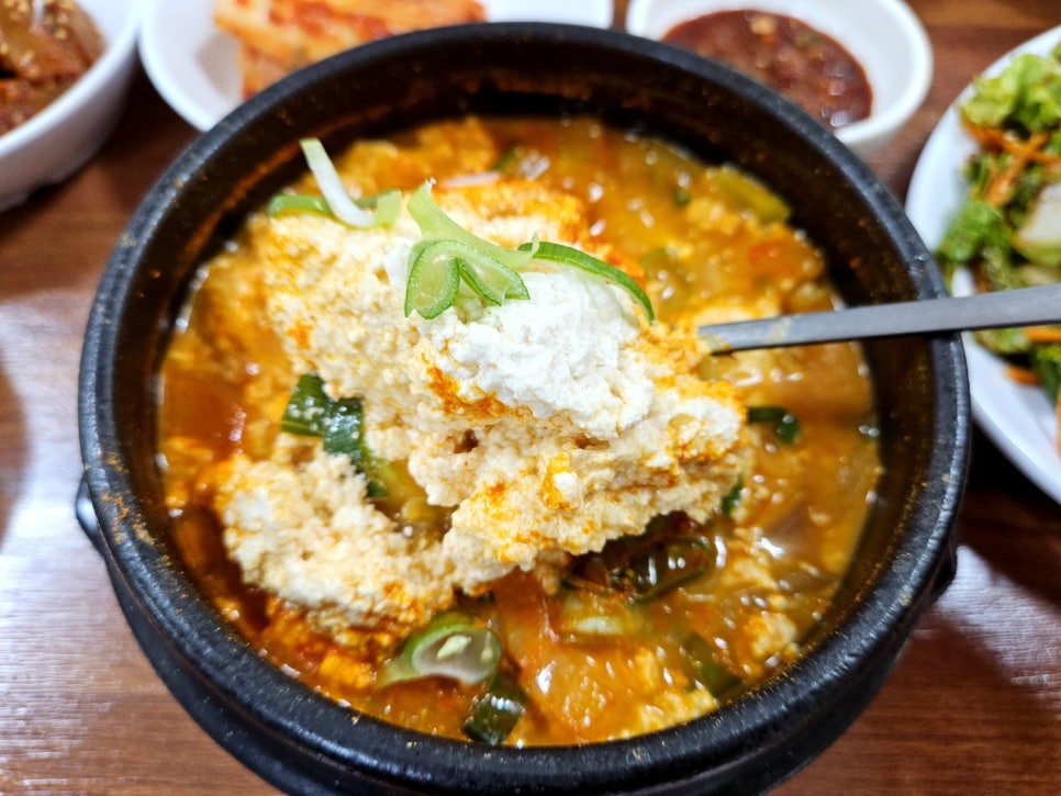 감나무두부집 이미지