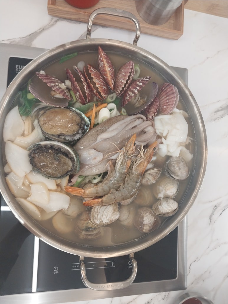 해물칼국수 이미지