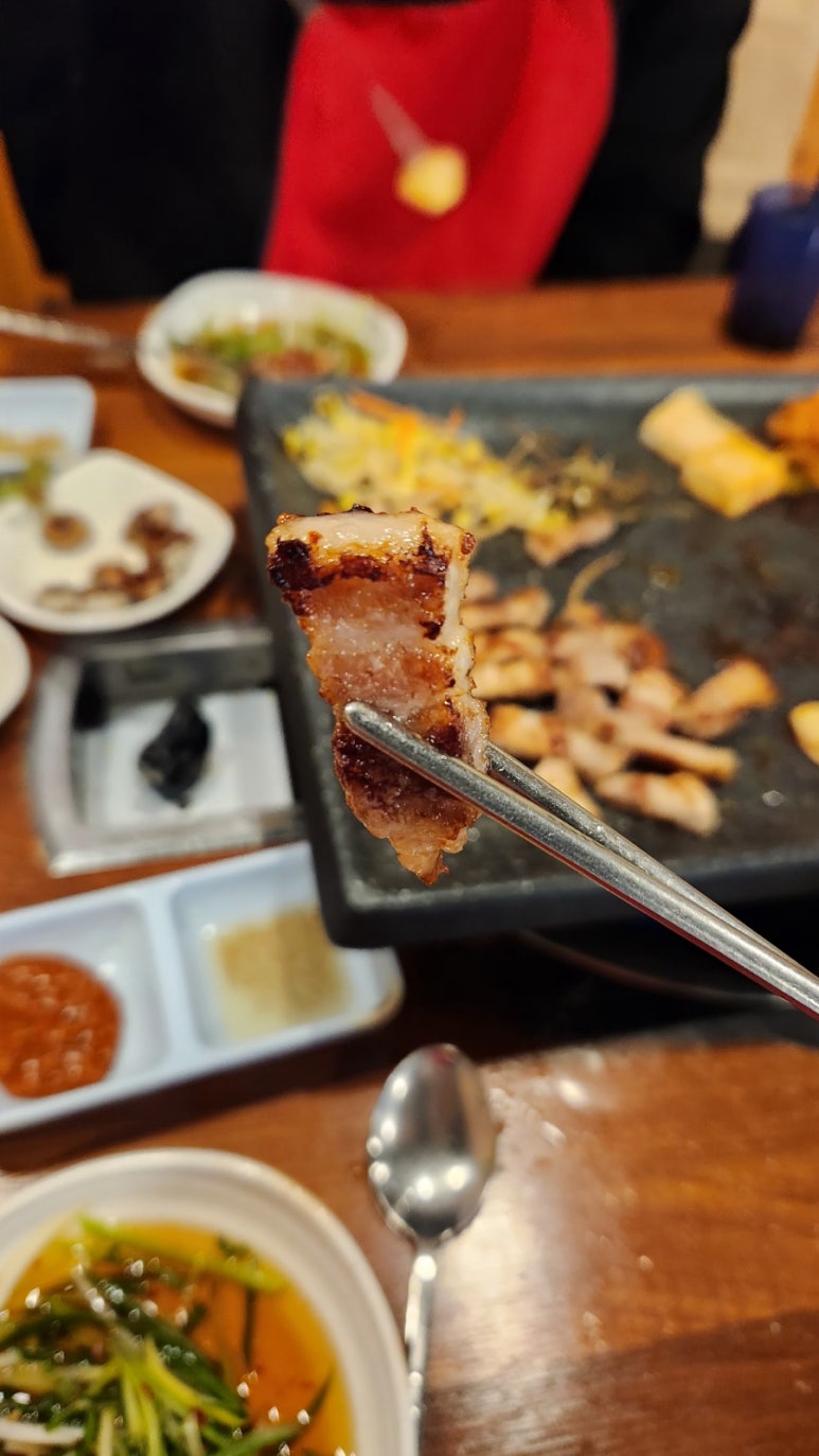 옛고향자연돌구이 이미지