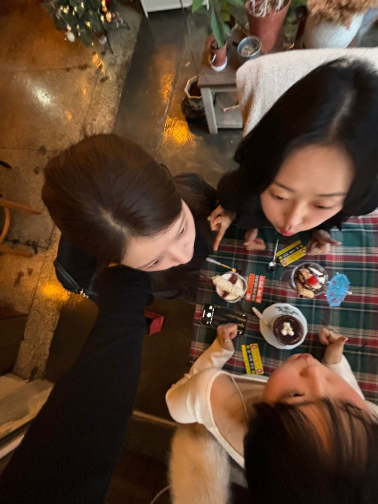사, 여백, 찻잔 이미지