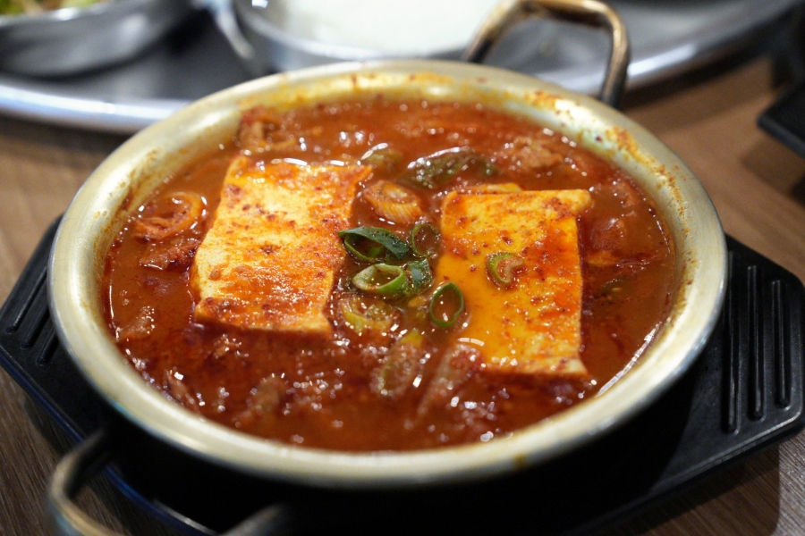 뚠뚠돼지김치찌개 이미지