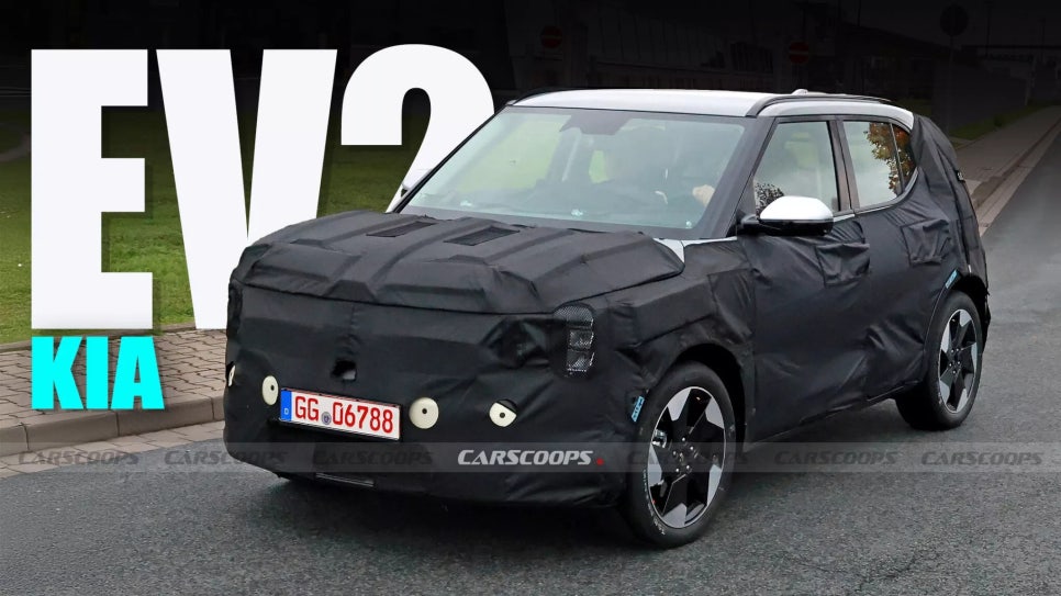 2026년 출시 예정? 기아 EV2 스파이샷을 보니 경제적인 3,000만 원 대 소형 전기 SUV 이미지 3