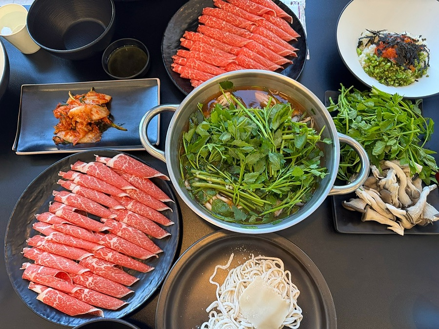 동촌동샤브칼국수 이미지