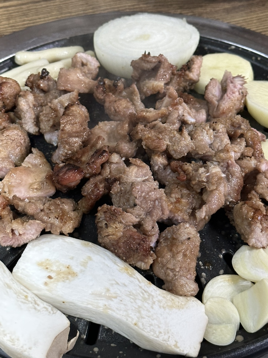 건방진오돌뼈 이미지