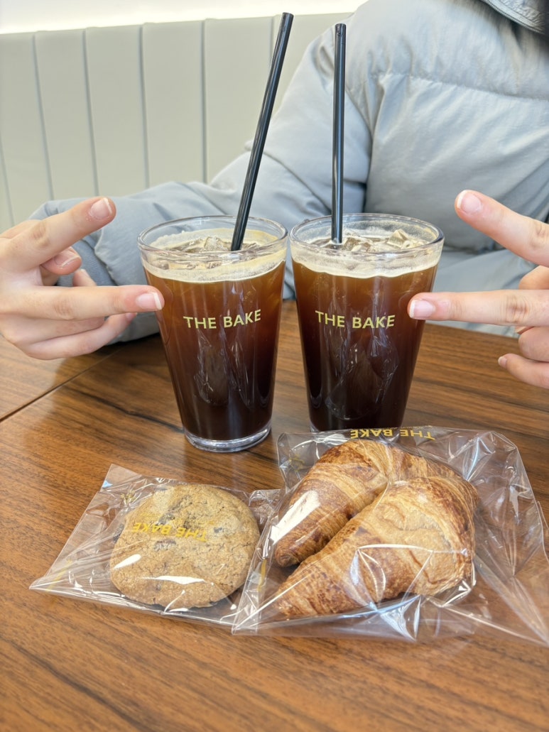 더베이크 홈씨씨점 이미지