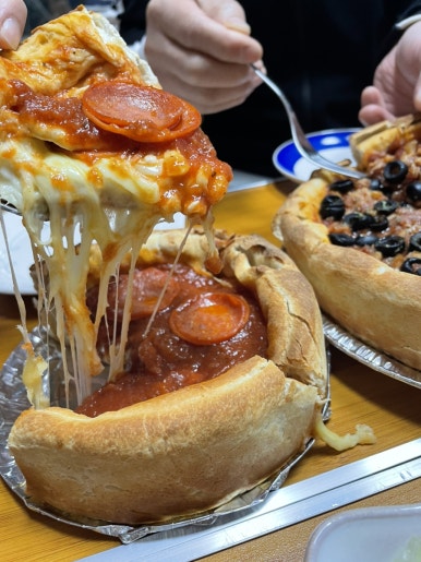 솔시카고피자 이미지