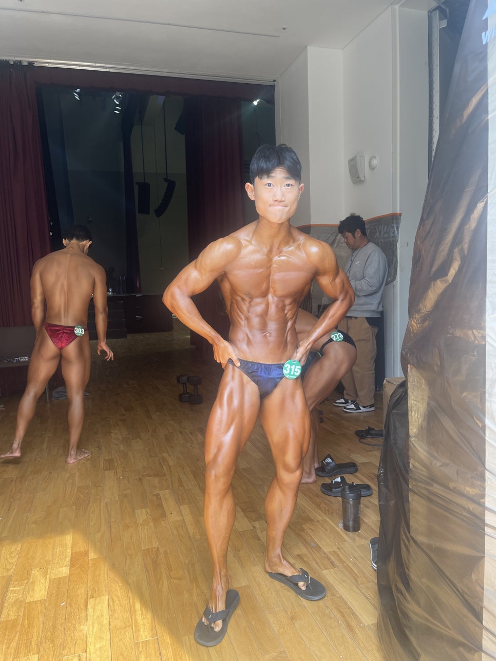 코코휘트니스 이미지