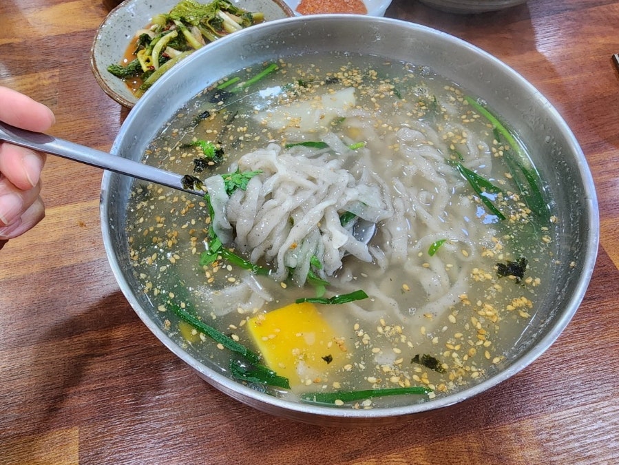 흥부네손칼국수 이미지