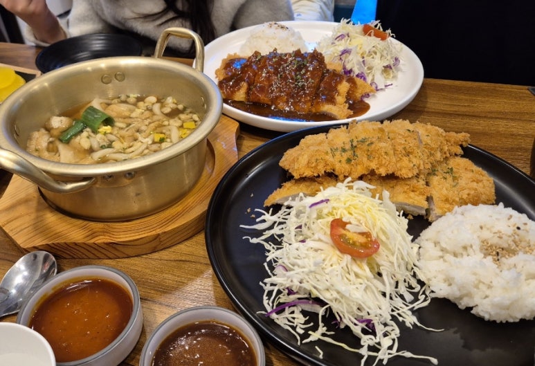 맹호수제돈까스 이미지