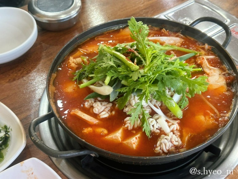 뚜레쥬르 수원판타지움점 이미지