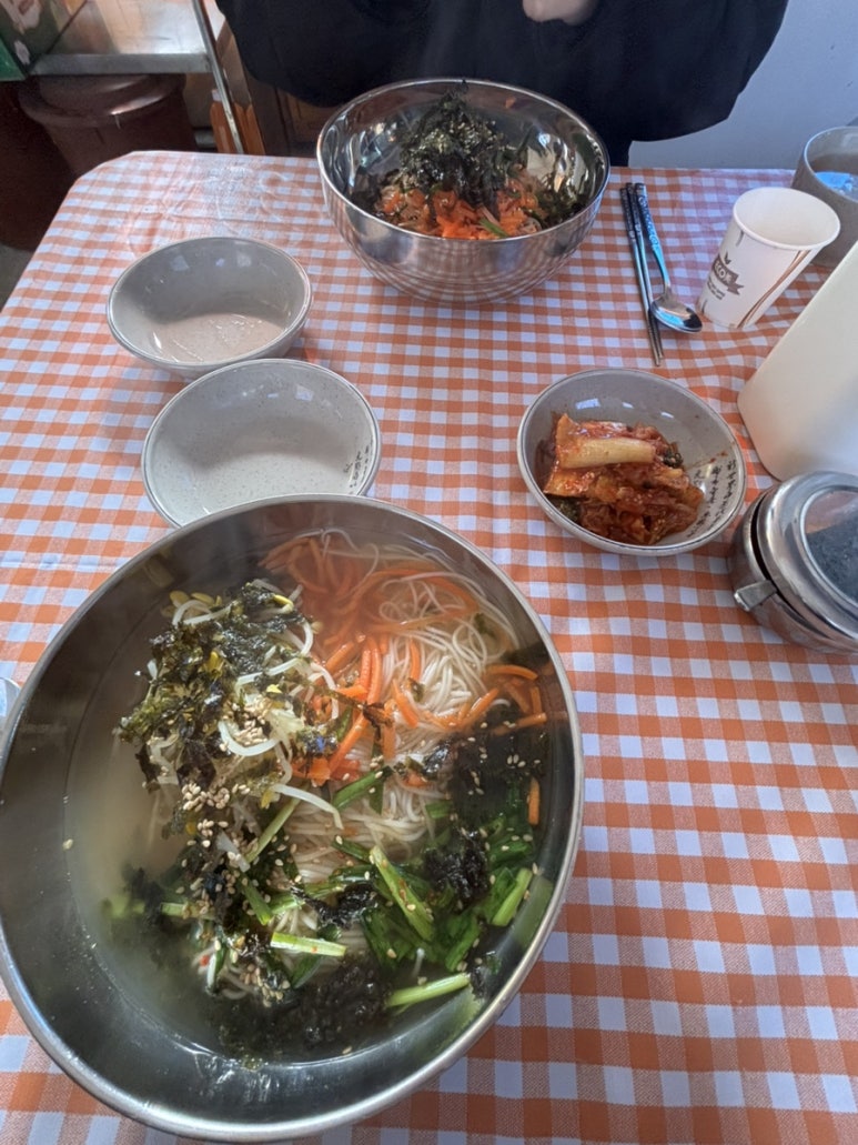 이정자국수 이미지