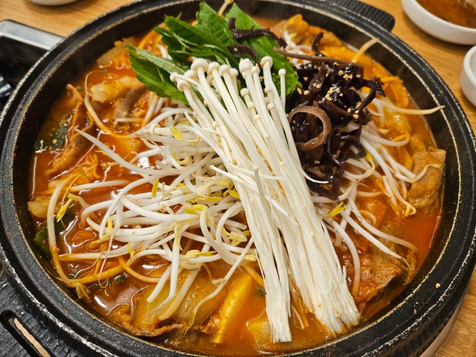 꽃돼지고기집 이미지