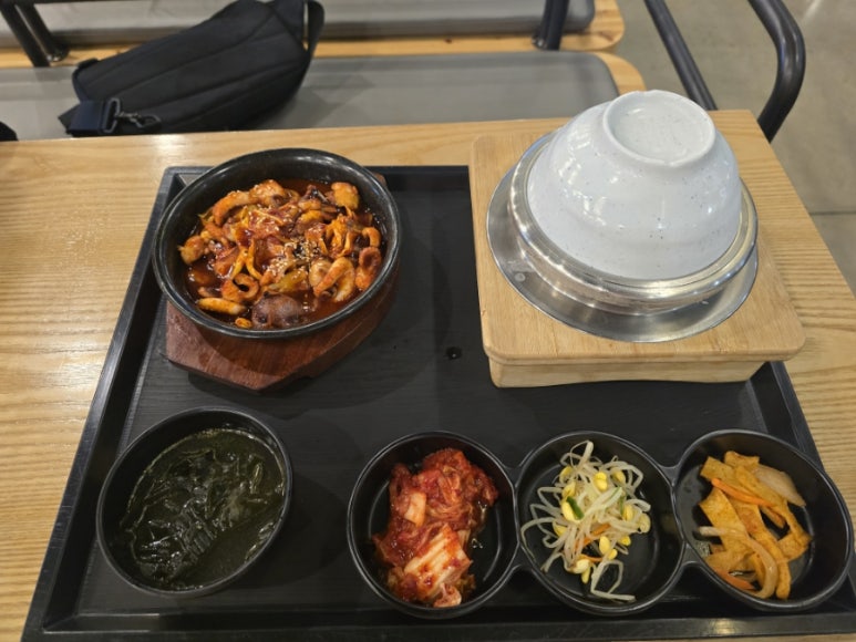 트렌즈돈가스앤파스타이마트 이미지