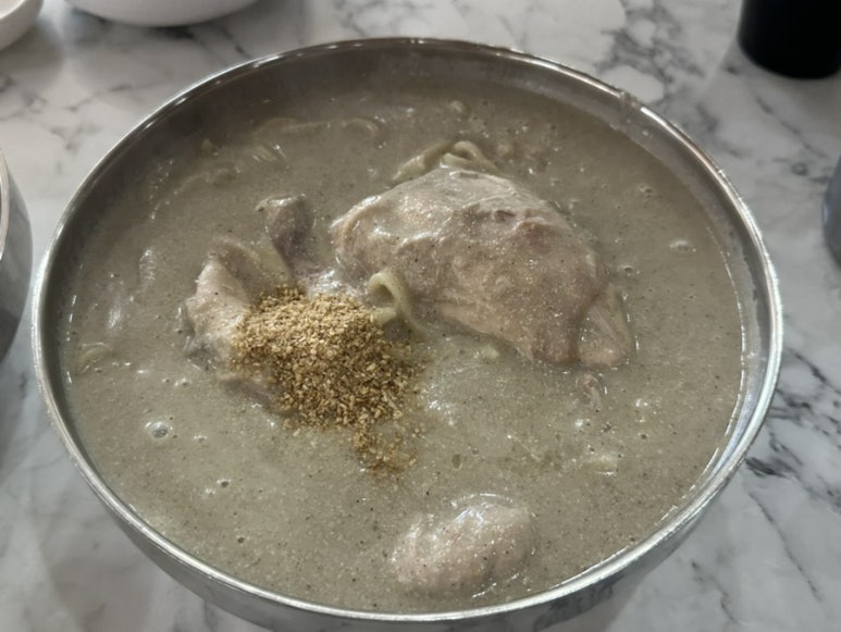 육해공생칼국수 이미지