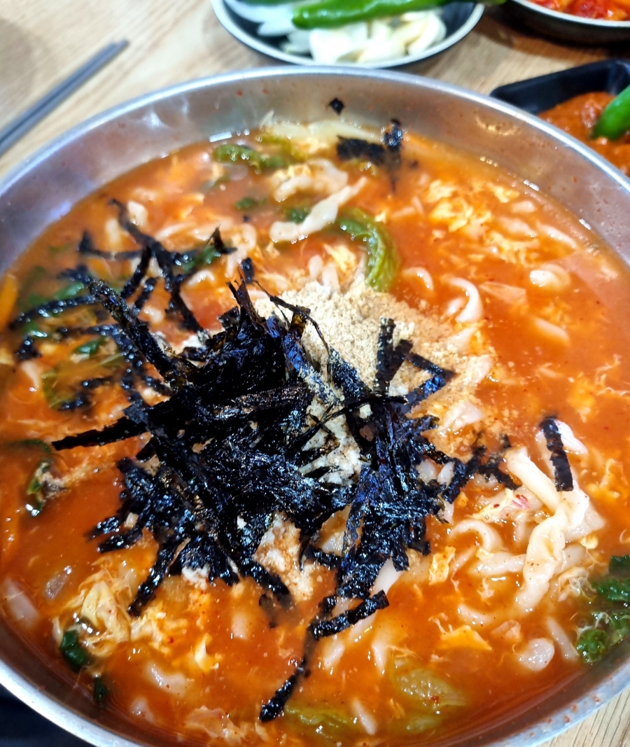 미씨족발수월점 이미지