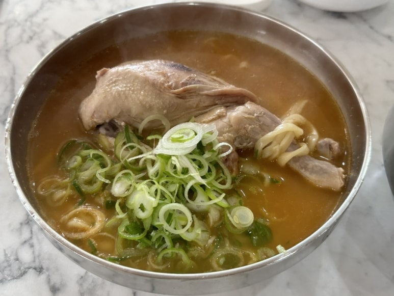 육해공생칼국수 이미지