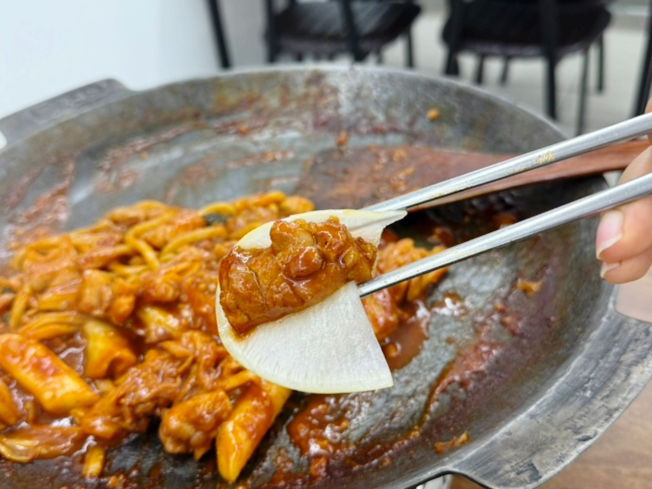 맛을담은솥뚜껑닭갈비 이미지