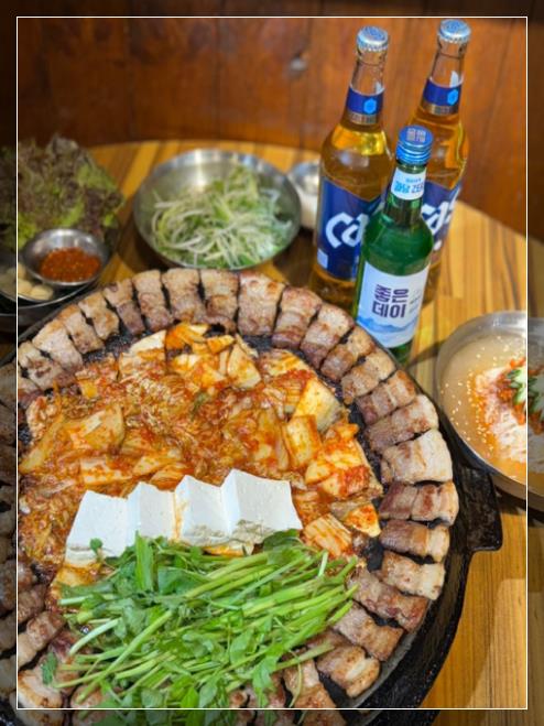 무쇠김치삼겹 이미지