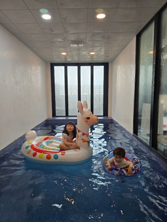 풀스토리키즈풀빌라 이미지