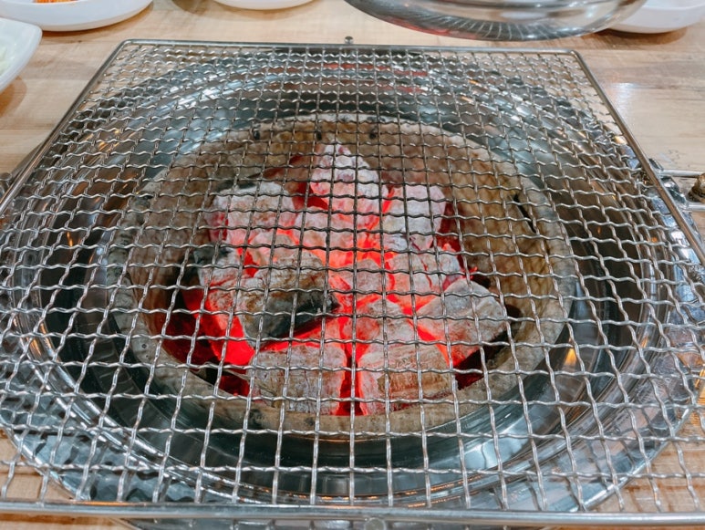 군산숯불갈비 이미지
