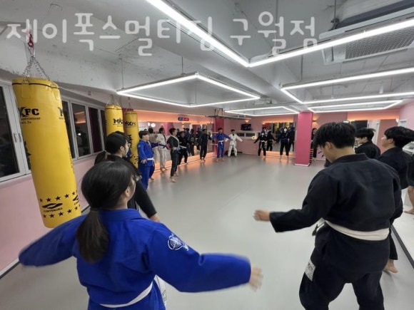 제이폭스멀티짐 이미지
