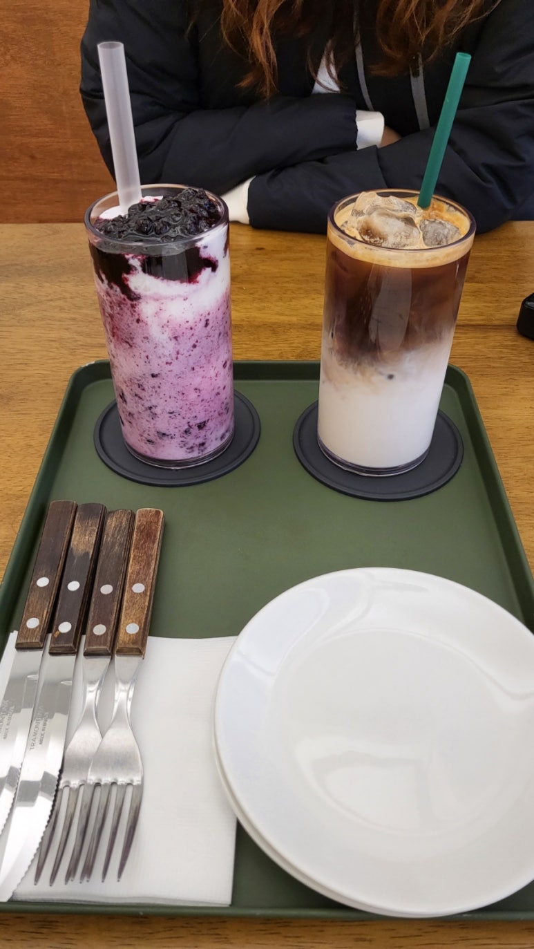 카페디엠215 이미지