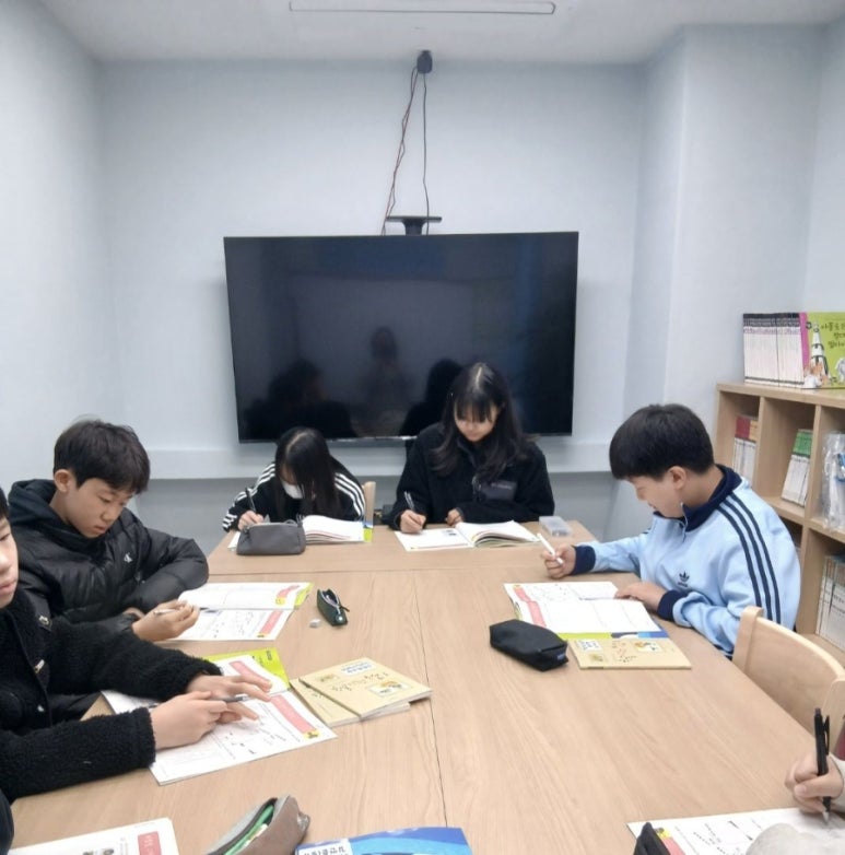 책벌레숲독서논술학원 이미지