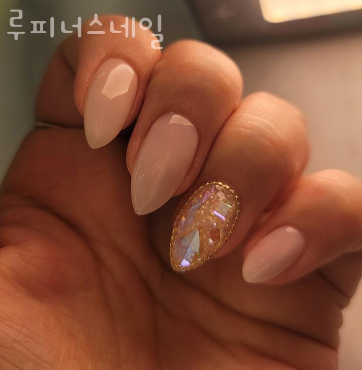 루피너스네일 이미지