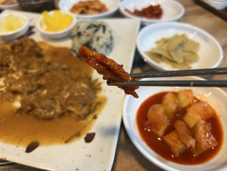 서산수육국밥앤돈까스 성연점 이미지