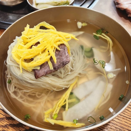 평양냉면 이미지