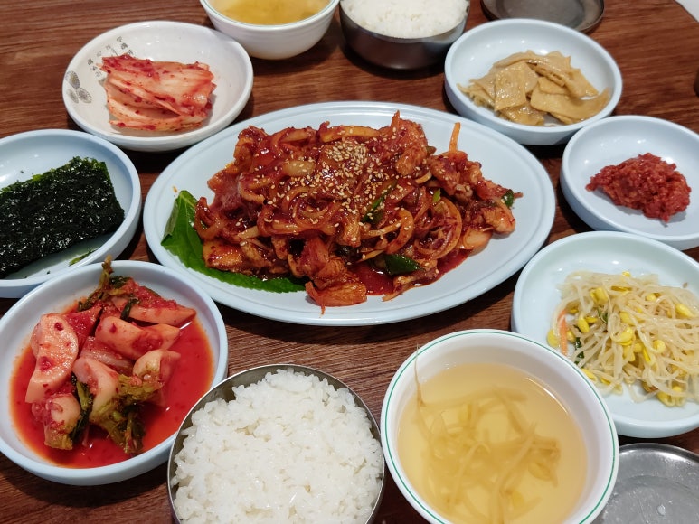동대식당 이미지