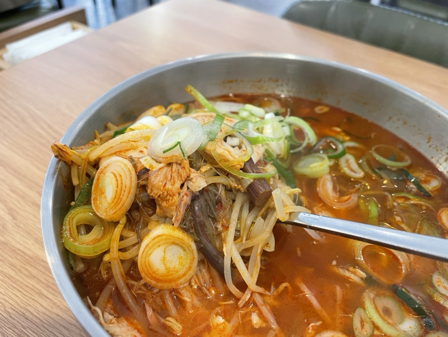 오늘은 어떤 닭 이미지