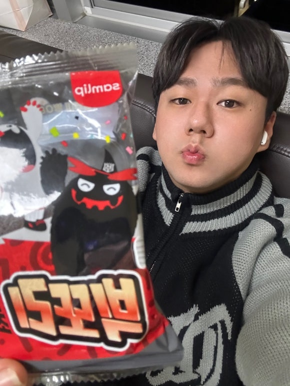 맘스터치신 이미지