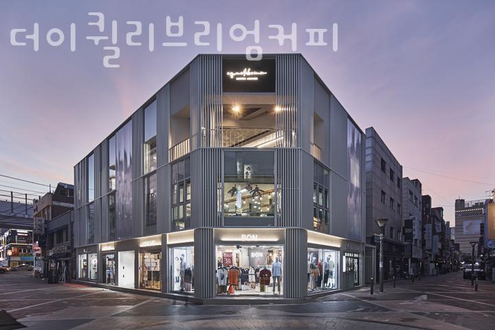더커피 이미지