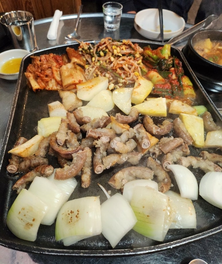 우랑돼랑 곱창 이미지