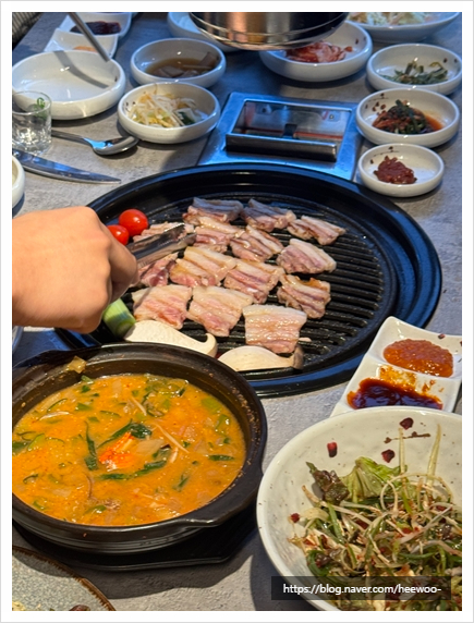 봉황돼지집 이미지