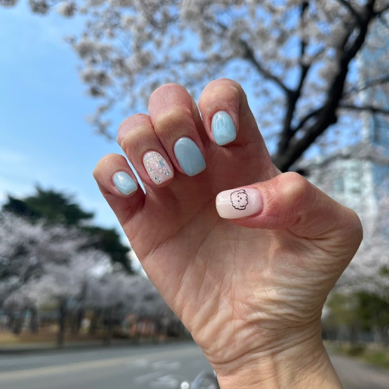 네일퍼링(nail purring) 이미지